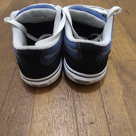 Vans GS "Bearcat" - Picture 3 of 3